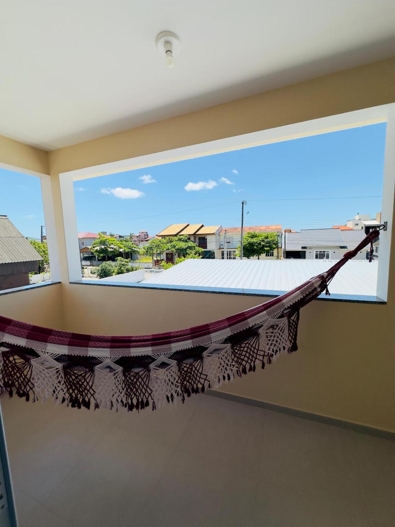 Casa Na Praia Em Sc Com Wi-Fi E Churrasqueira Пинхейра Екстериор снимка