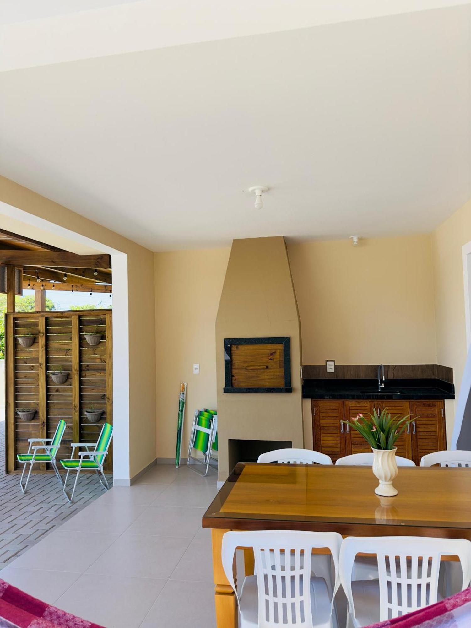 Casa Na Praia Em Sc Com Wi-Fi E Churrasqueira Пинхейра Екстериор снимка